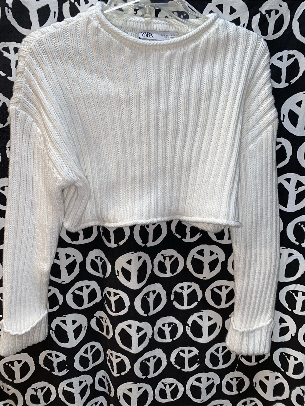 ZARA THICK-RIBBED CREW NECK CROP SWEATER SZ S